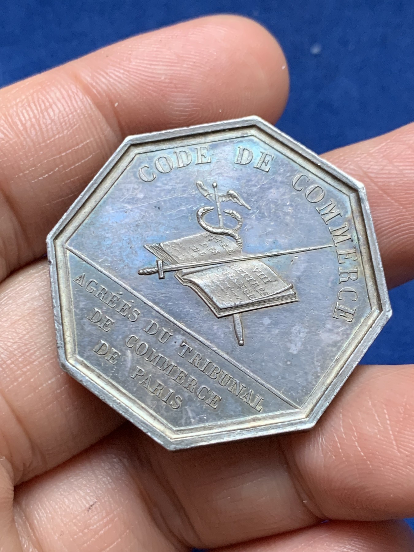 《竞宝斋》第262场-周日，周一，周二 3场连拍 (全场包邮) 法国八角银章，巴黎商事法庭获得查理十世的批准，20.53g，35.5mm，早期无边铭