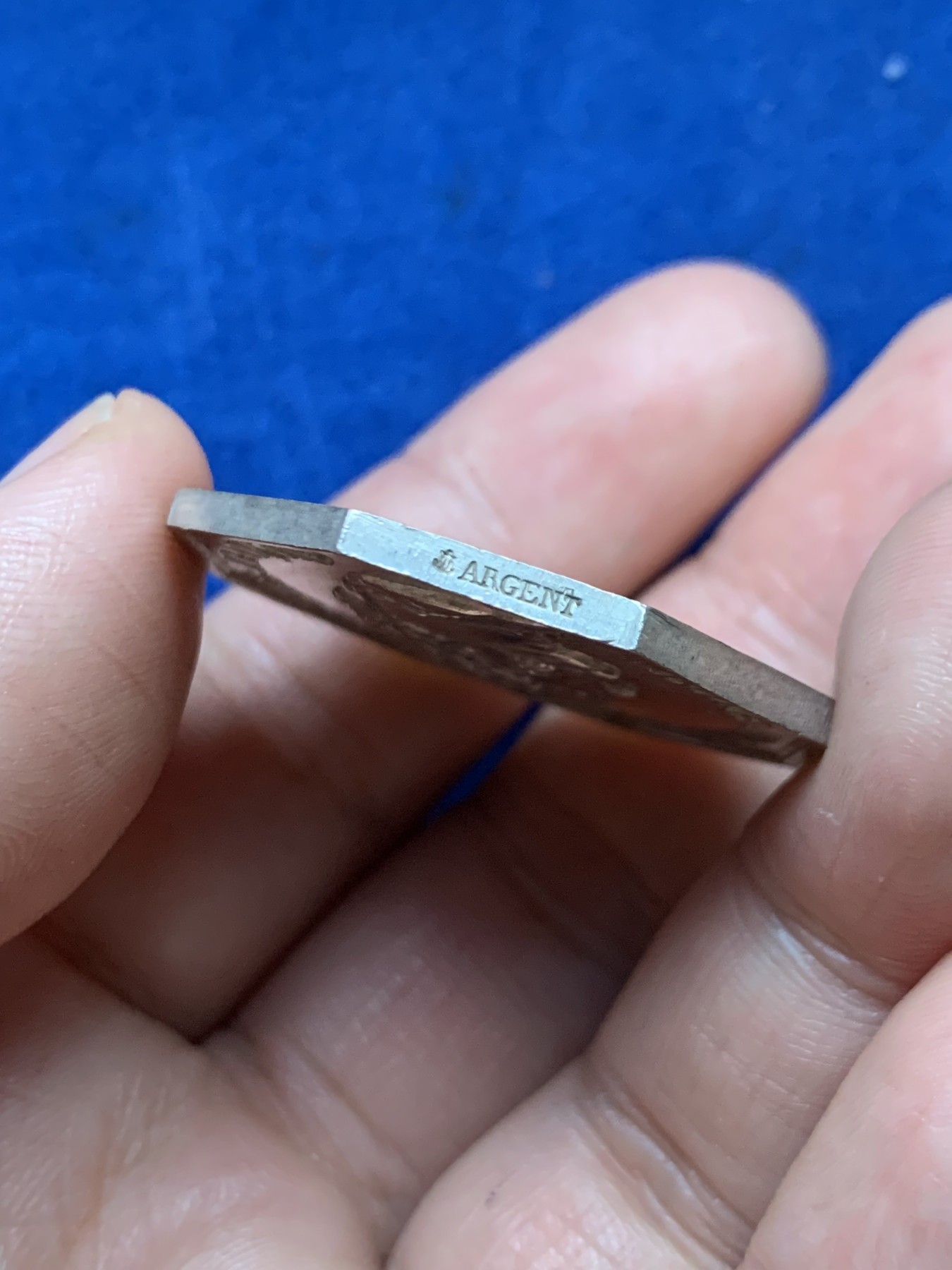 《竞宝斋》第262场-周日，周一，周二 3场连拍 (全场包邮) 法国菲利普一世 马赛商会八角银章，18.96g，34.8mm，船锚+C边铭（1841-1842）