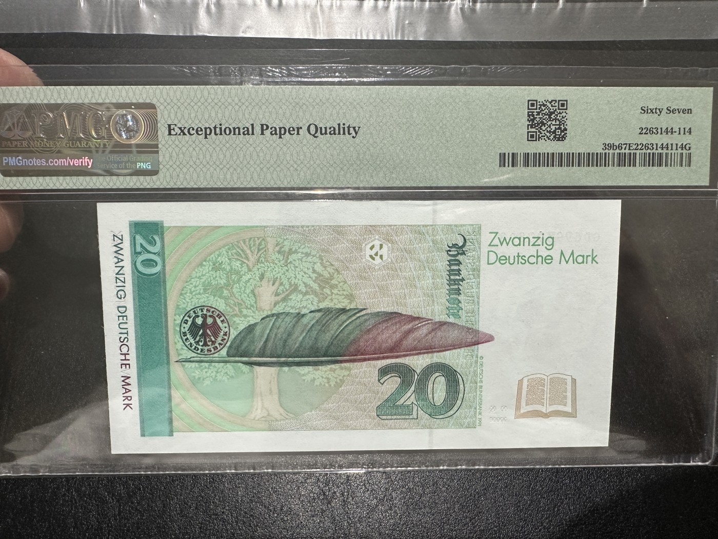《外钞收藏家》第三百六十二期 1993年德国20马克 PMG67 无47尾8