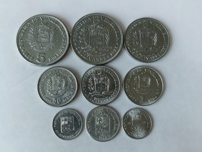 第一海外回流一元起拍收藏 散币专场 第83期 - 委内瑞拉硬币 9枚 不同版本无重复