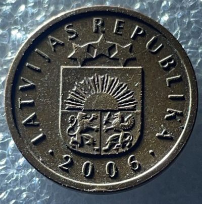 文馨钱币收藏117场，中外古币，版本明细分好了 - 2006 年拉脱维亚 2 生丁