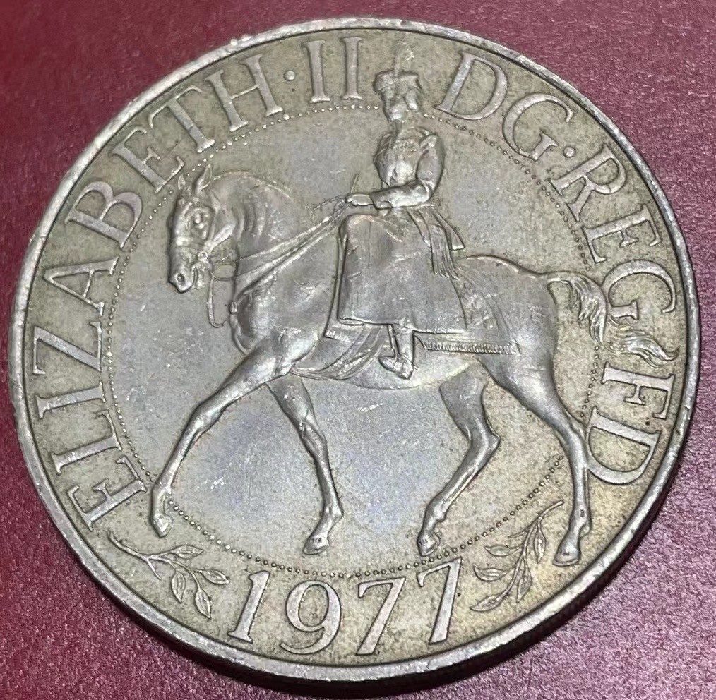 神仙姐姐散币好品专场第三十三期（无佣金满邮自动发出 1977年英国女王登基25周年1克朗纪念币