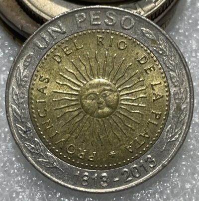 文馨钱币收藏116场，中外古币，版本明细分好了 - 阿根廷太阳神 200 周年纪念币 1 比索