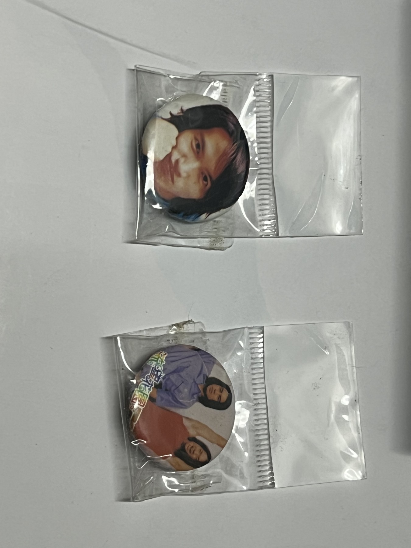 零元拍：李光洁 亲笔签名 宣传卡，拍中还送阿特阿斯搪胶小手办，百变毛毛球一盒，流星花园小胸章两枚