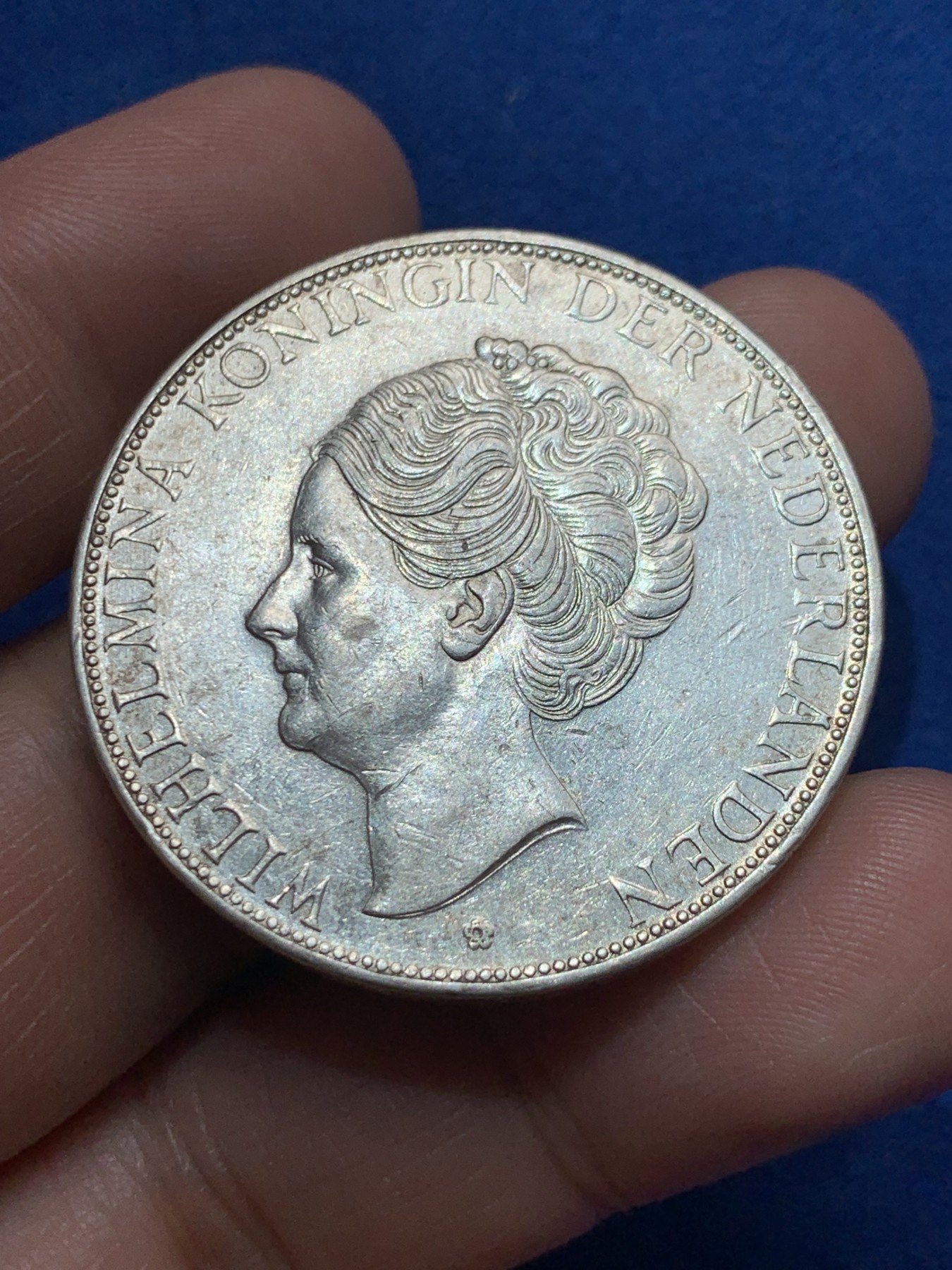 《竞宝斋》第260场-周日，周一，周二 3场连拍 (全场包邮) 荷兰1933年威廉明娜女王2.5盾大银币