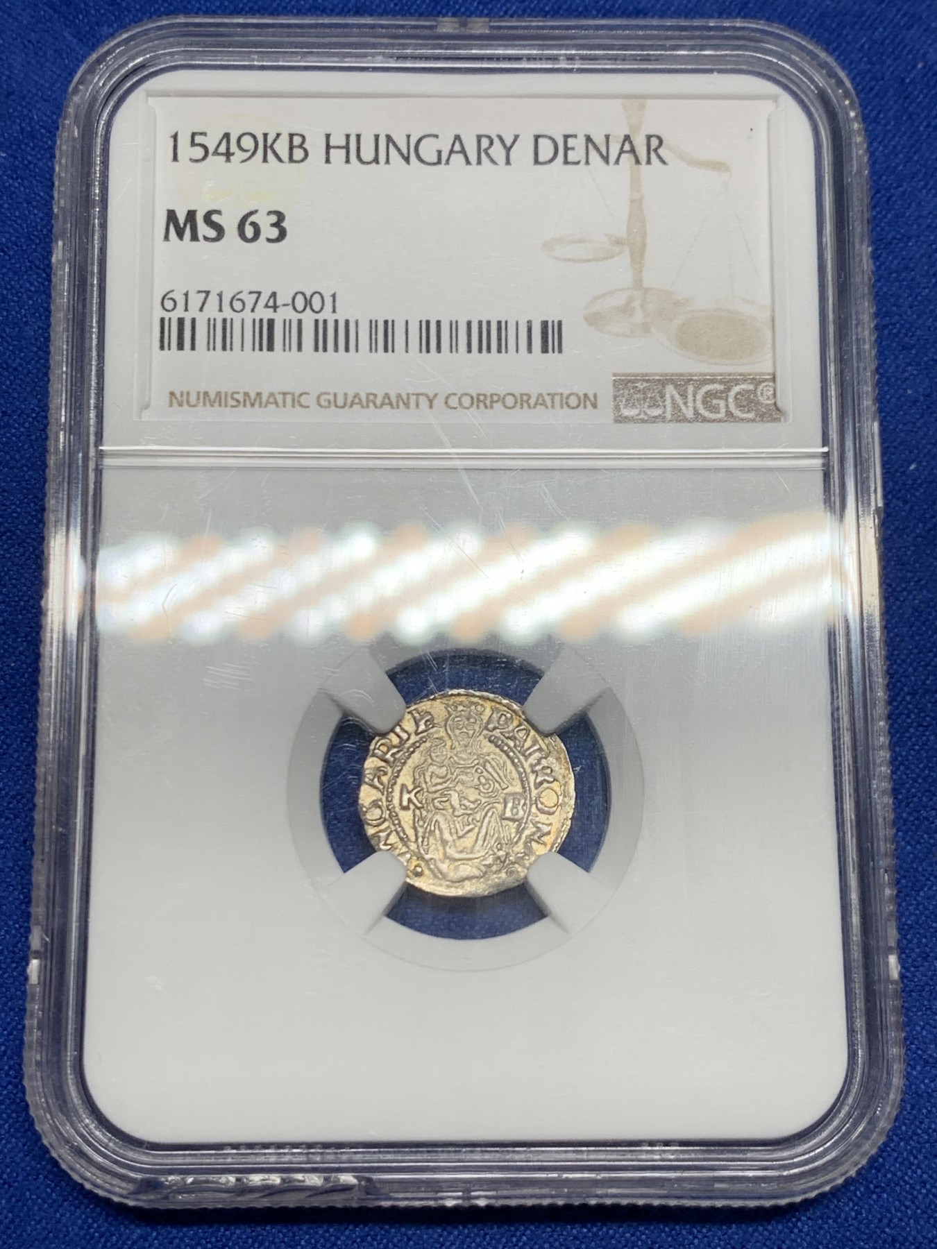 《竞宝斋》第260场-周日，周一，周二 3场连拍 (全场包邮) NGC MS63 神罗匈牙利1549年圣母抱婴1第纳尔 小银币 打制精美 打制币能出ms属实难得 盒子下沿有磕