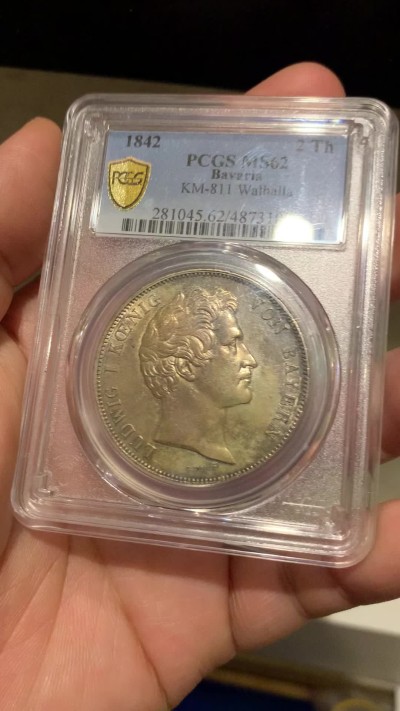 《竞宝斋》第260场-周日，周一，周二 3场连拍 (全场包邮) PCGS MS62 德国 巴伐利亚1842年瓦尔哈拉英灵神殿历史2泰勒37克的大银币 深包浆 好状态 MS不多见