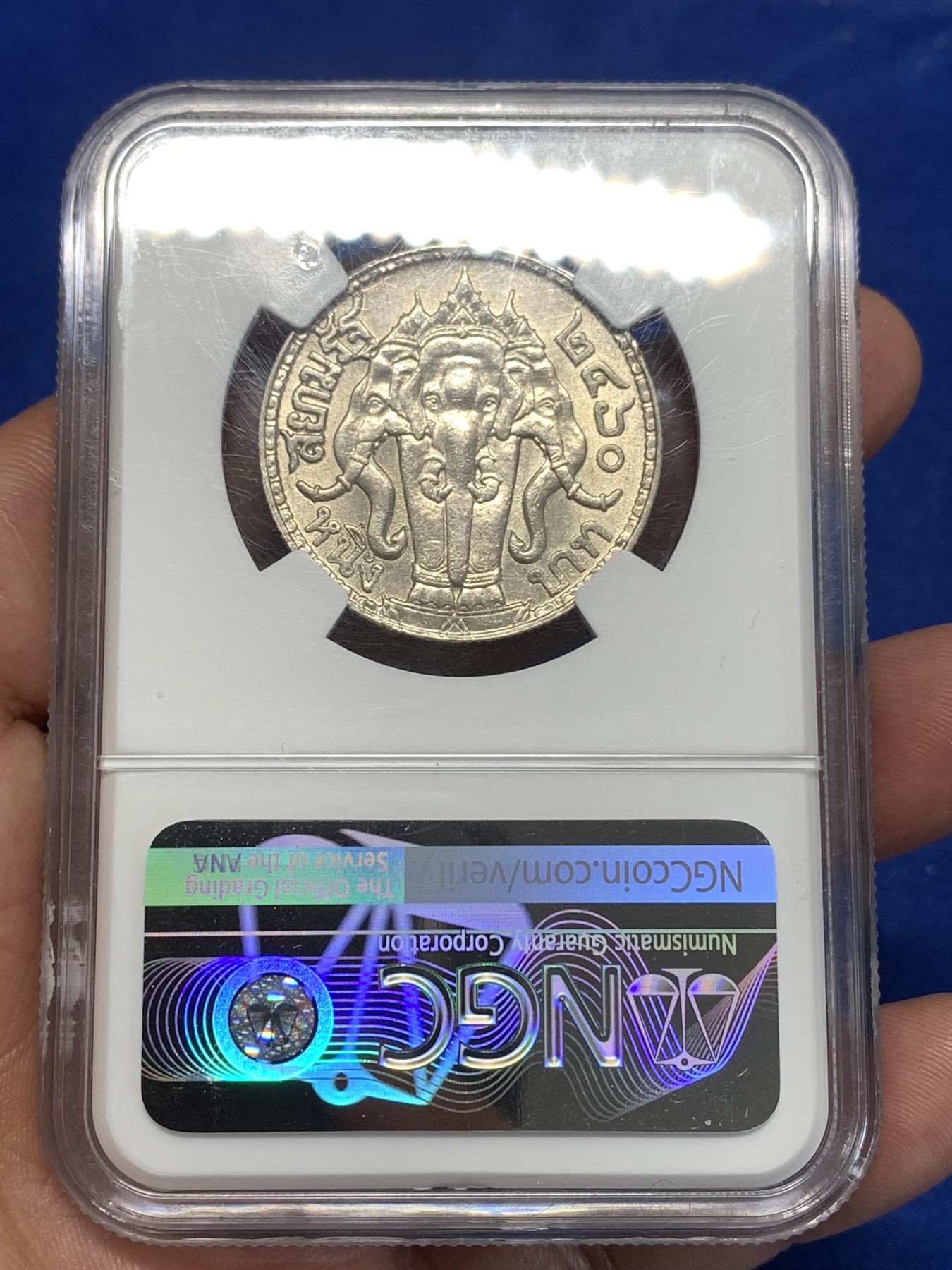 《竞宝斋》第260场-周日，周一，周二 3场连拍 (全场包邮) NGC UNCD 泰国1917年拉玛六世1泰铢银币 拉玛六世（1910-1925年在位）面值1泰铢泰国大象银币 状态不错