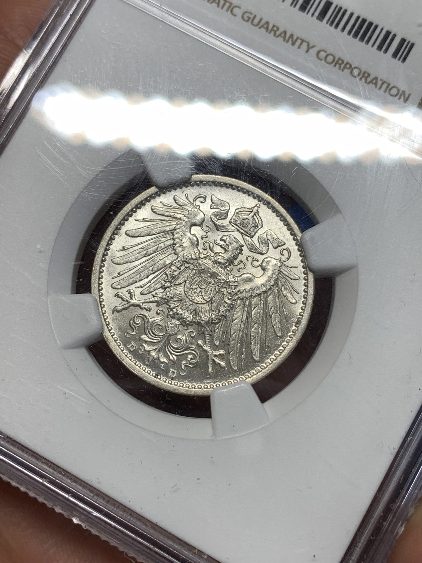 《竞宝斋》第260场-周日，周一，周二 3场连拍 (全场包邮) NGC MS63 德国1915年D版第二帝国长翅1马克银币 原光好品