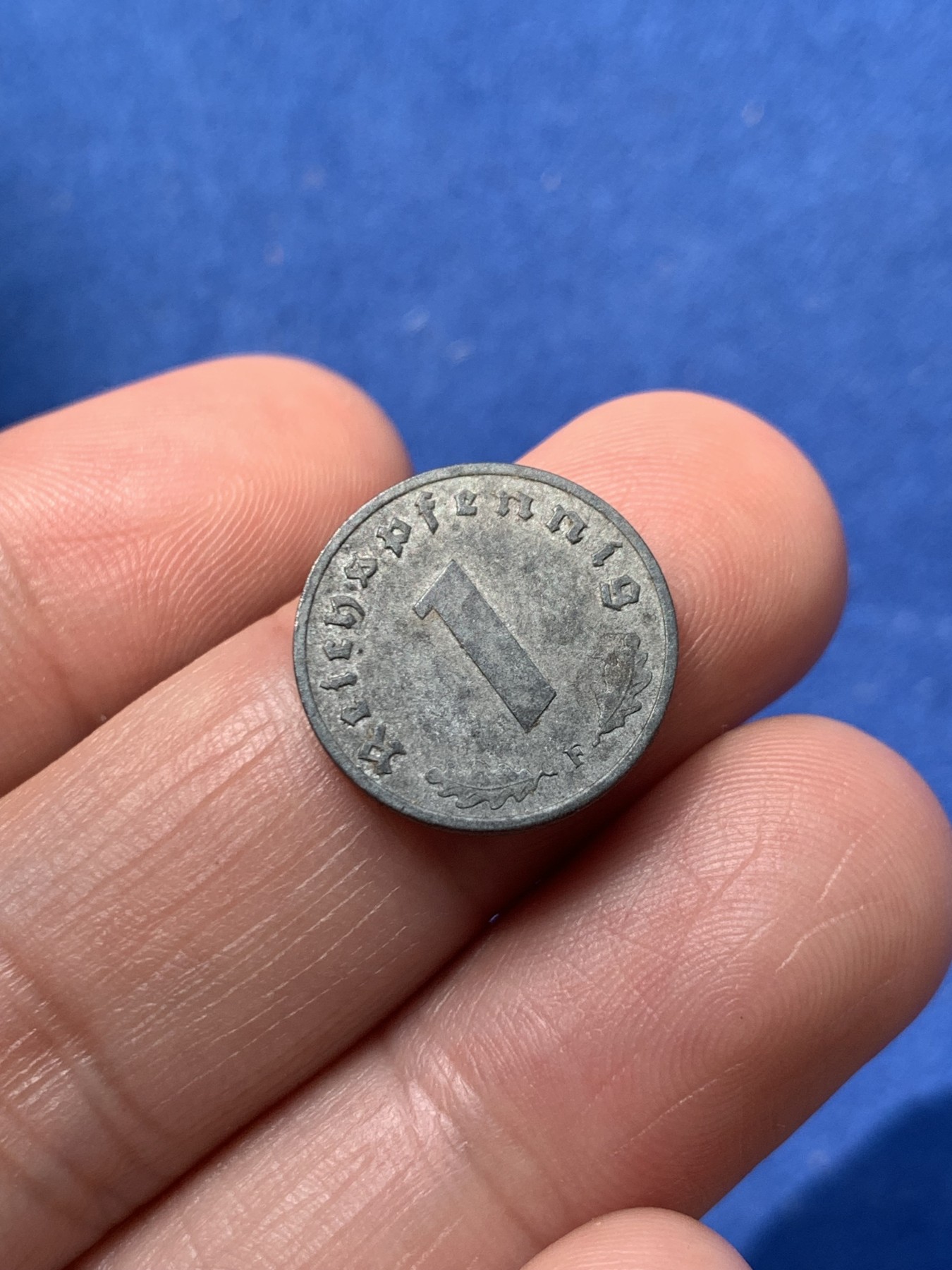 《竞宝斋》第260场-周日，周一，周二 3场连拍 (全场包邮) 1943年德三1芬尼