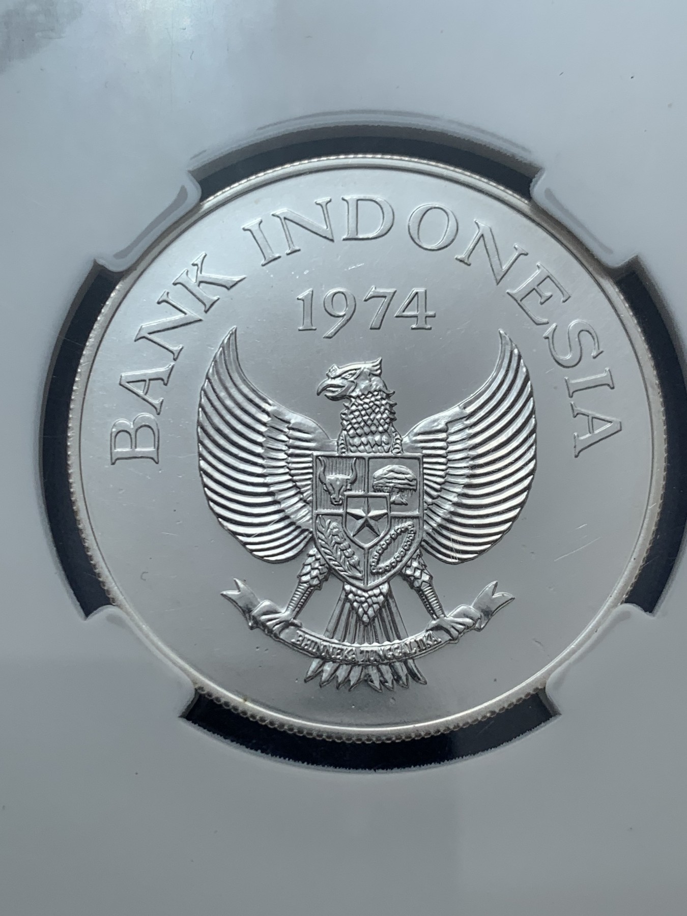 《竞宝斋》第260场-周日，周一，周二 3场连拍 (全场包邮) CSIS MS67 印度尼西亚1974红毛猩猩5000R大银币