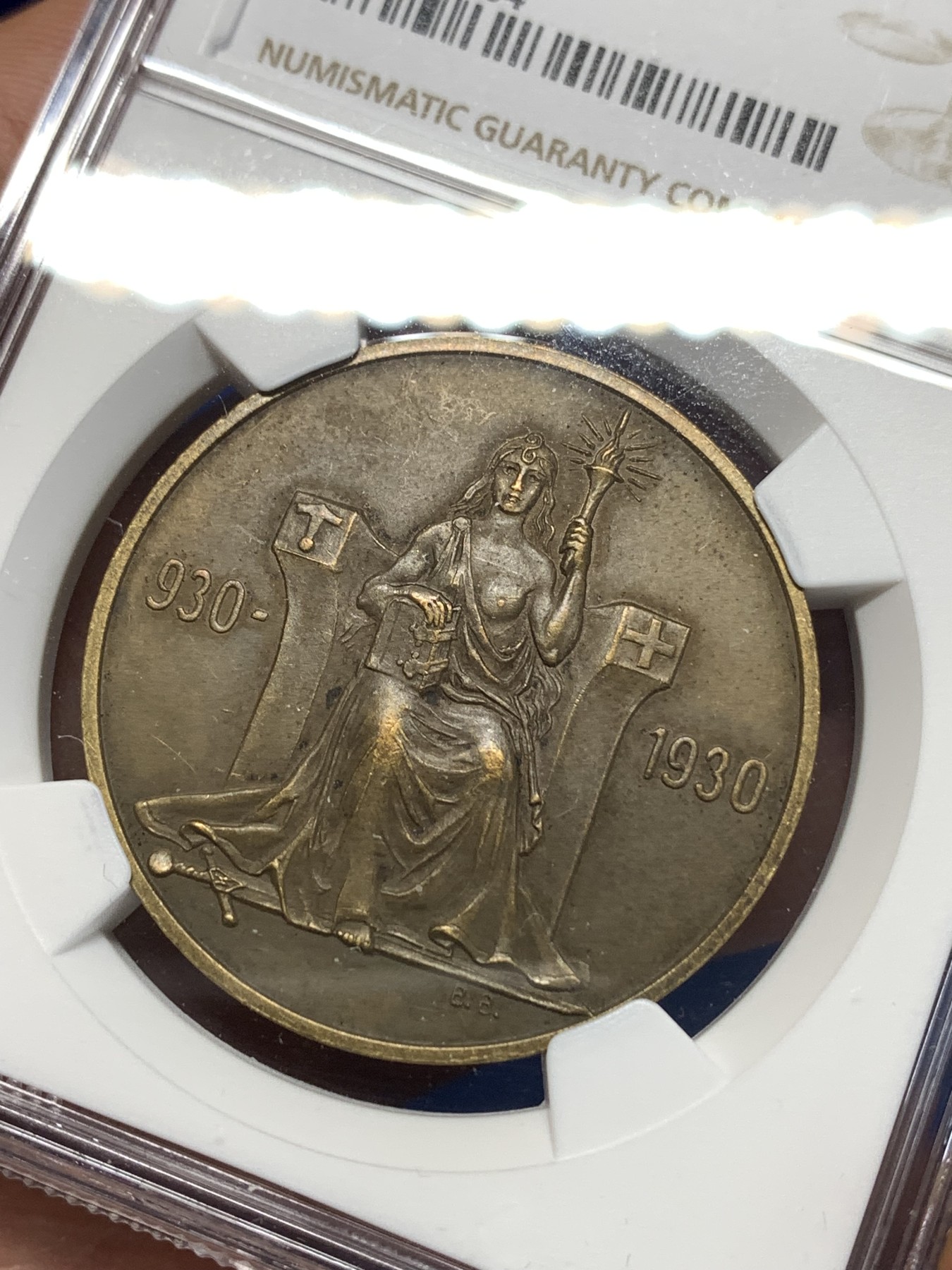 《竞宝斋》第260场-周日，周一，周二 3场连拍 (全场包邮) NGC MS63 冰岛1930年冰岛千年议会纪念2克朗铜币，收录于克劳斯世界珍惜币目录