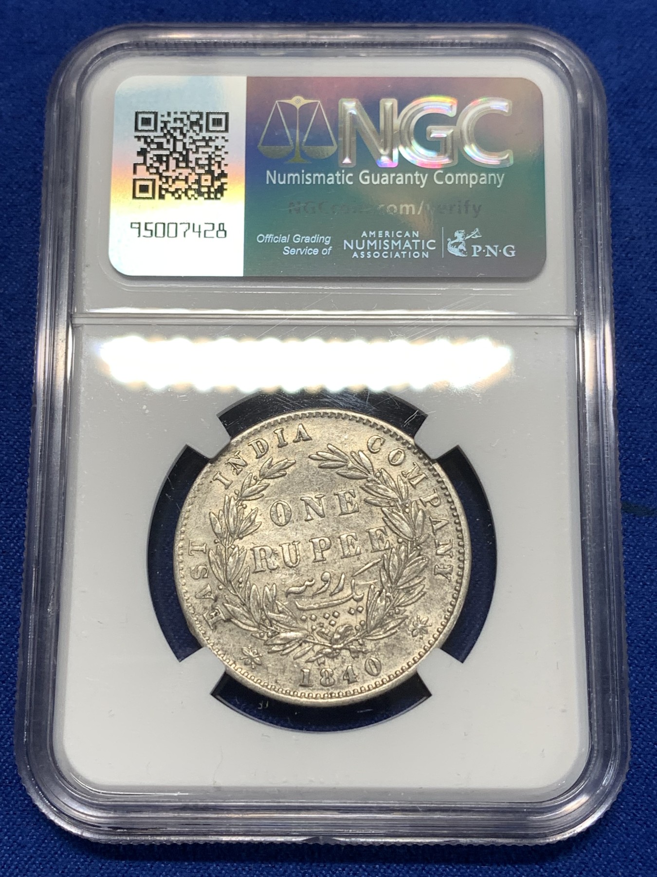 《竞宝斋》第260场-周日，周一，周二 3场连拍 (全场包邮) NGC XF40 英属印度1840年维多利亚女王双辫版1卢比银币