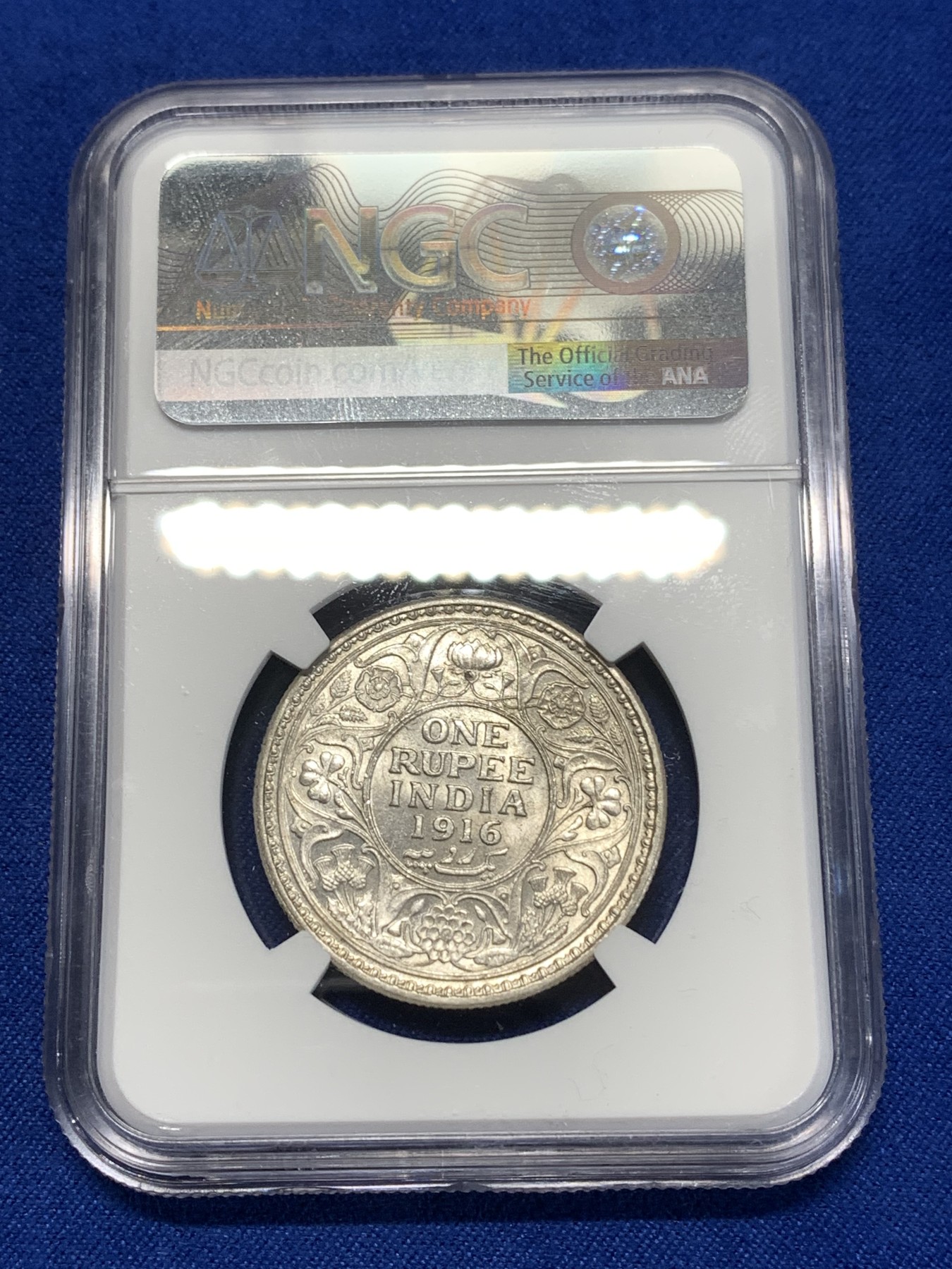 《竞宝斋》第260场-周日，周一，周二 3场连拍 (全场包邮) NGC UNC 印度1916C乔治五世1卢比银币