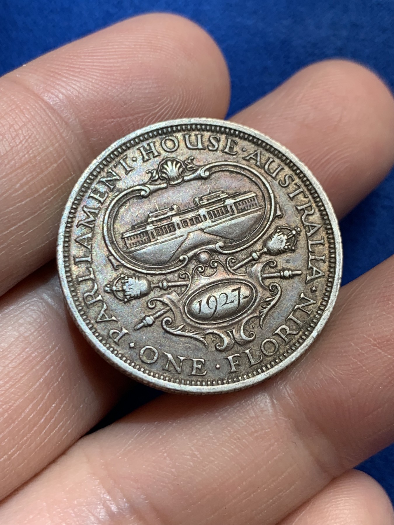 《竞宝斋》第260场-周日，周一，周二 3场连拍 (全场包邮) 澳大利亚1927年乔治五世堪培拉国会大厦2先令银币