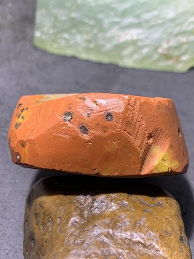 精美冰飘亚光战国红玛瑙明料原石一个！ 精美冰飘亚光战国红玛瑙明料原石一个！