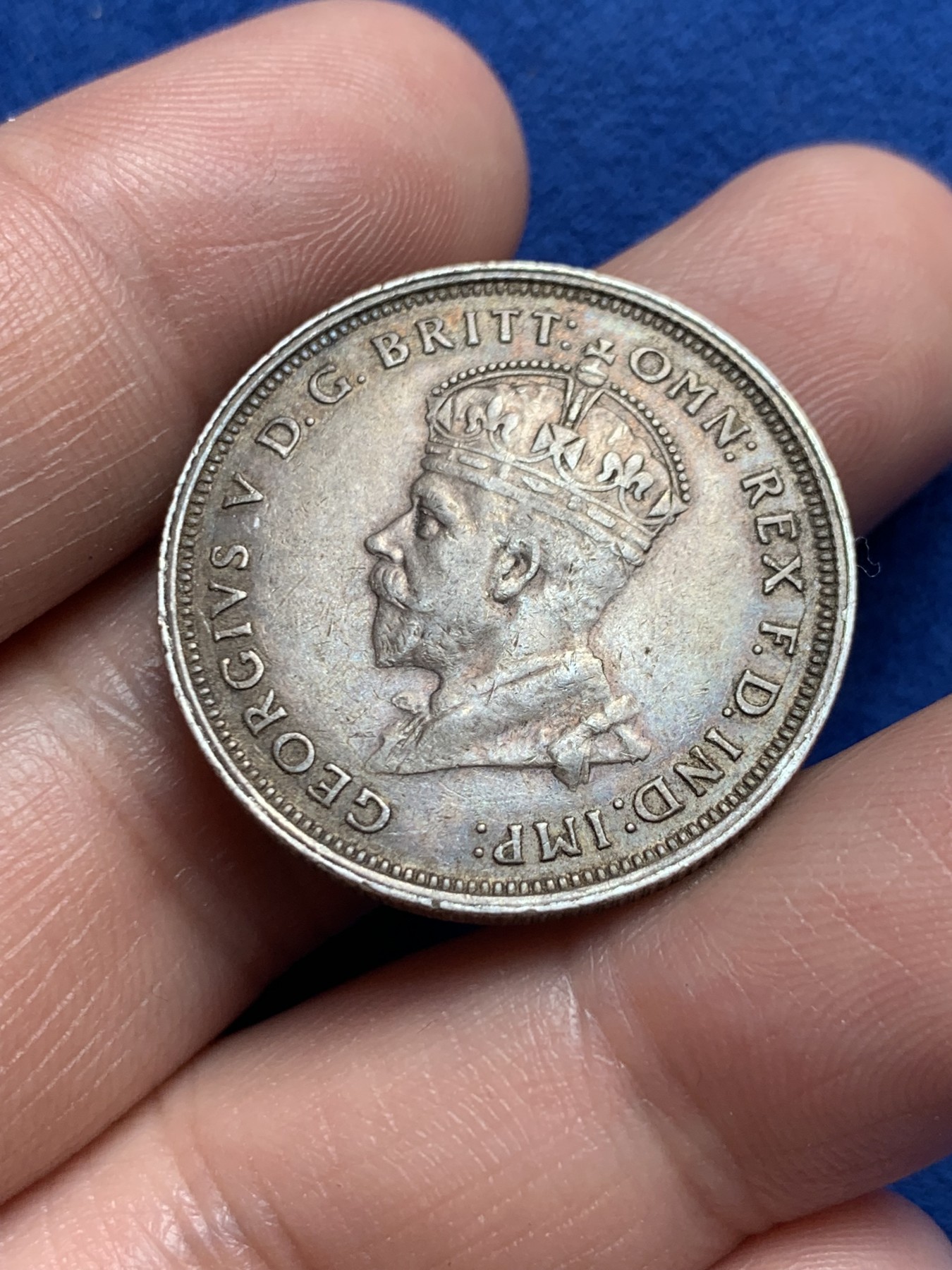 《竞宝斋》第260场-周日，周一，周二 3场连拍 (全场包邮) 澳大利亚1927年乔治五世堪培拉国会大厦2先令银币