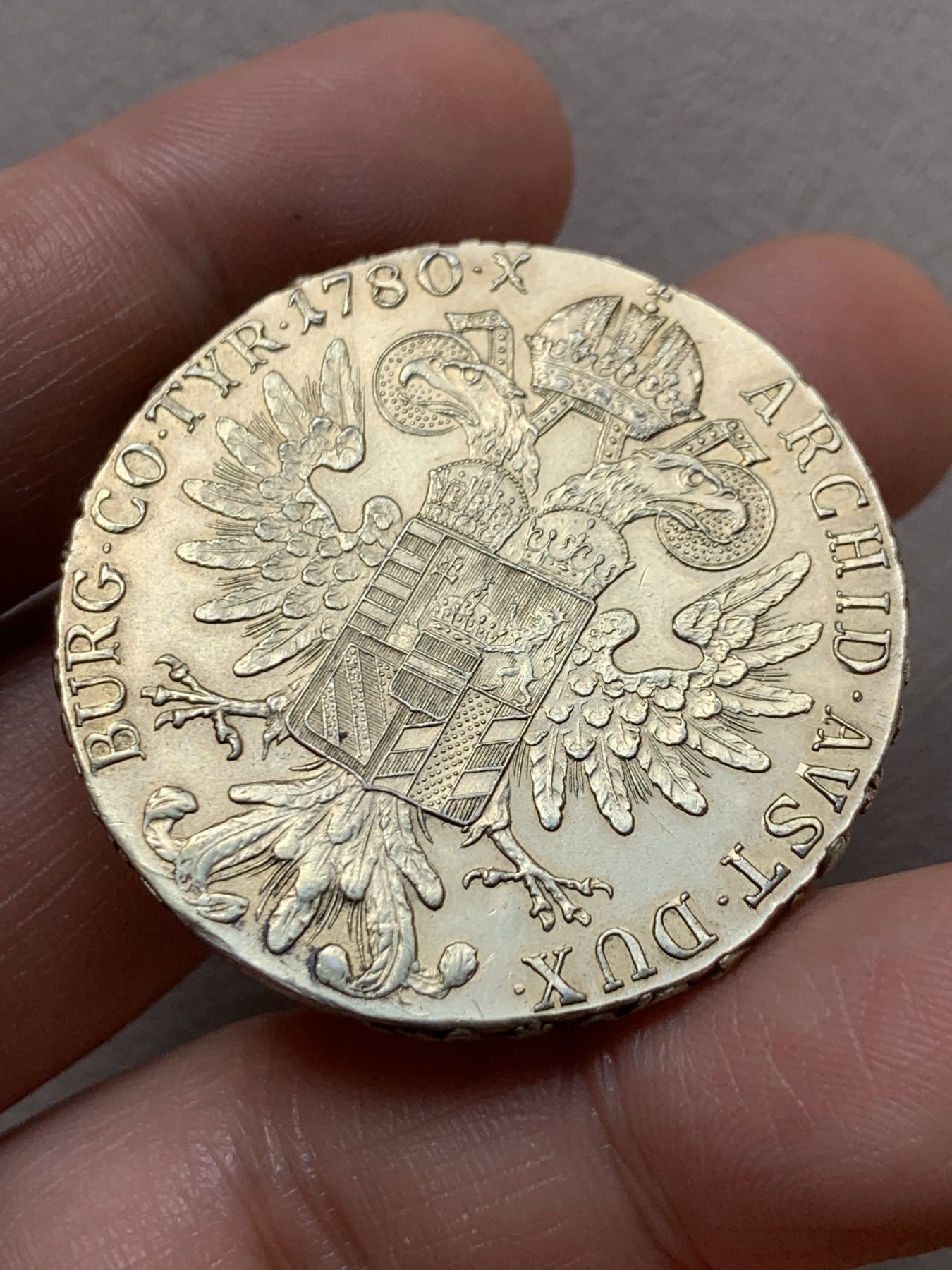 《竞宝斋》第260场-周日，周一，周二 3场连拍 (全场包邮) 双须版 奥地利1780年大奶妈玛利亚特蕾莎1泰勒银币 早期后铸版 双面深彩包浆 较早品种