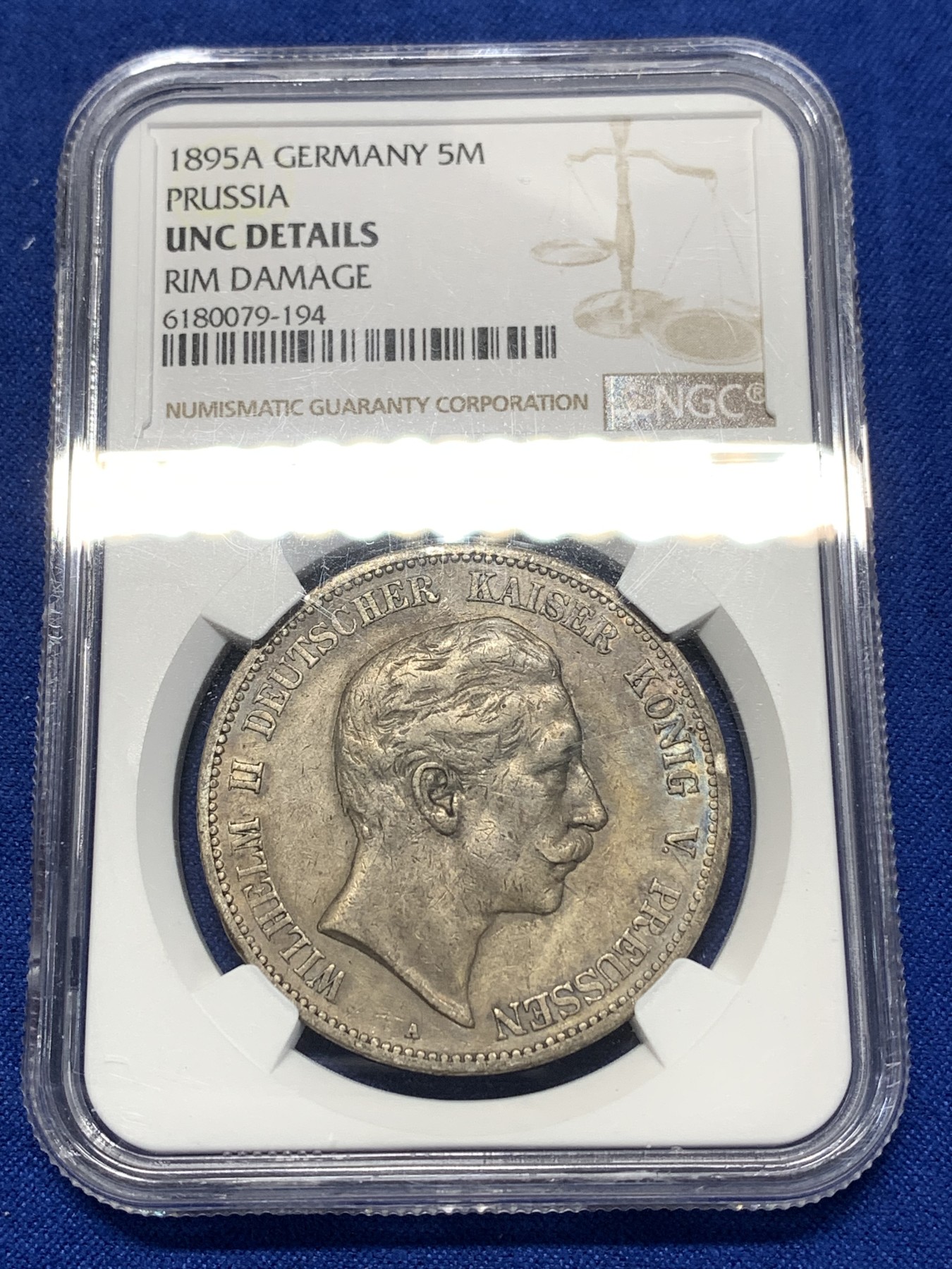 《竞宝斋》第260场-周日，周一，周二 3场连拍 (全场包邮) NGC UNC RIM DAMAGE 德国普鲁士 1895年 威廉二世长翅鹰A版 5马克 银币（通货多，UNC少见）