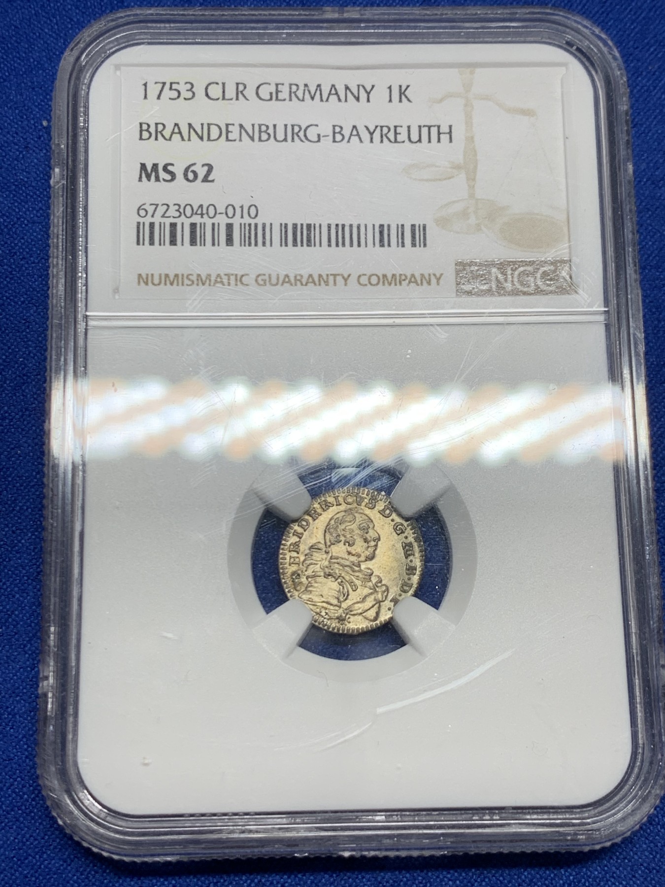 《竞宝斋》第260场-周日，周一，周二 3场连拍 (全场包邮) 季军分 NGC MS62 德国1753年勃兰登堡-拜罗伊特1克鲁泽小银币，特别漂亮。