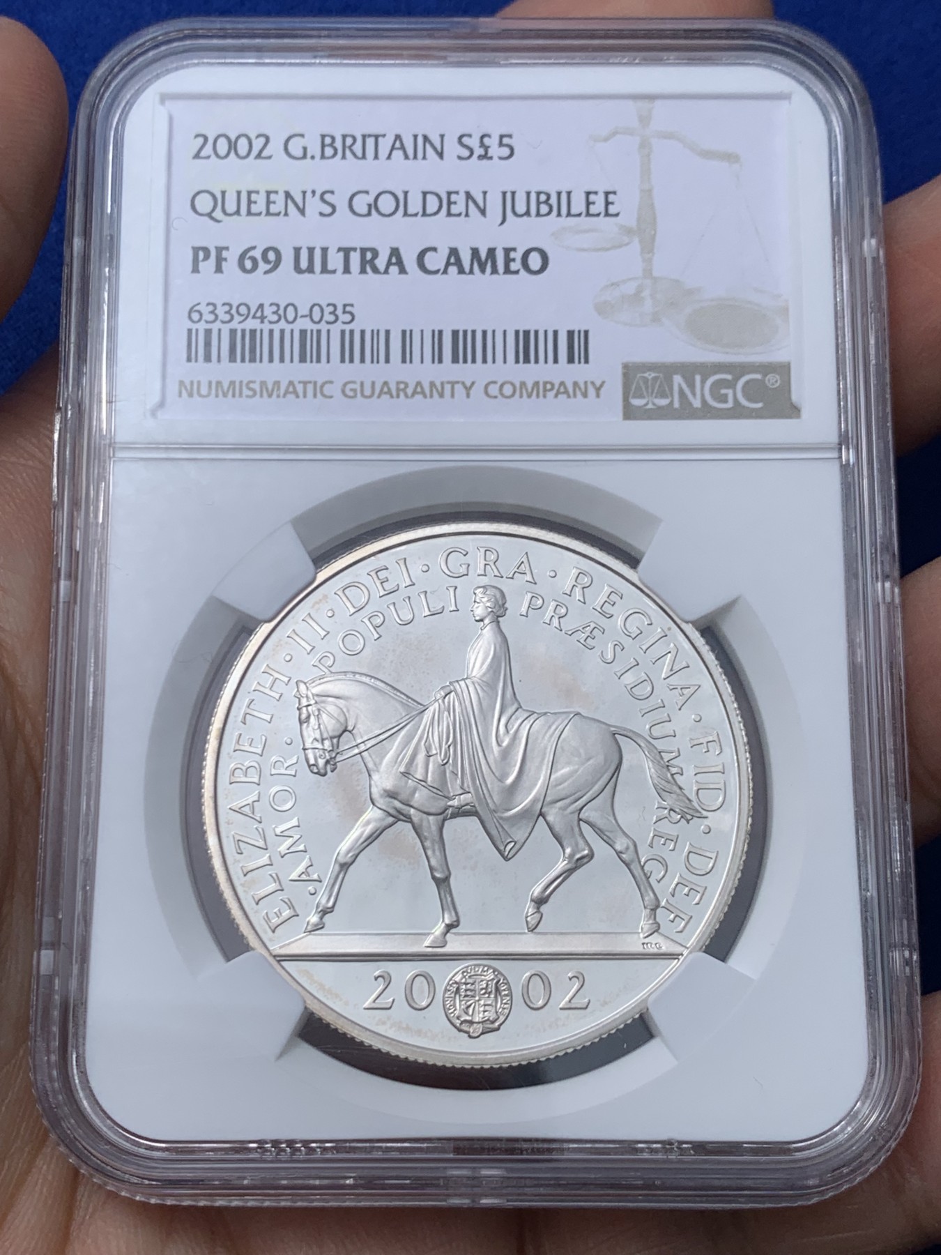 《竞宝斋》第260场-周日，周一，周二 3场连拍 (全场包邮) NGC PF69UC 英国 2002年 女王伊丽莎白二世在位50周年 5镑 精制 银币