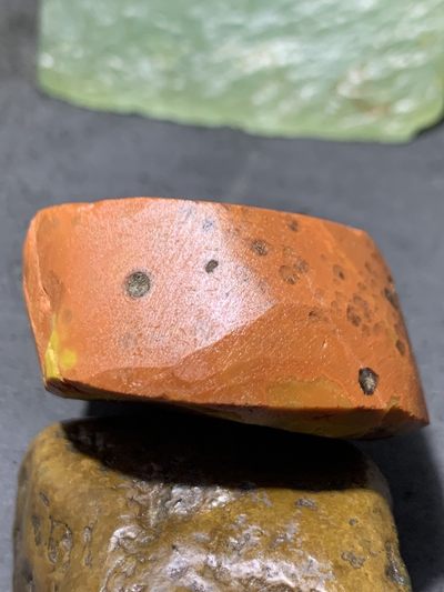 精美冰飘亚光战国红玛瑙明料原石一个！ 精美冰飘亚光战国红玛瑙明料原石一个！