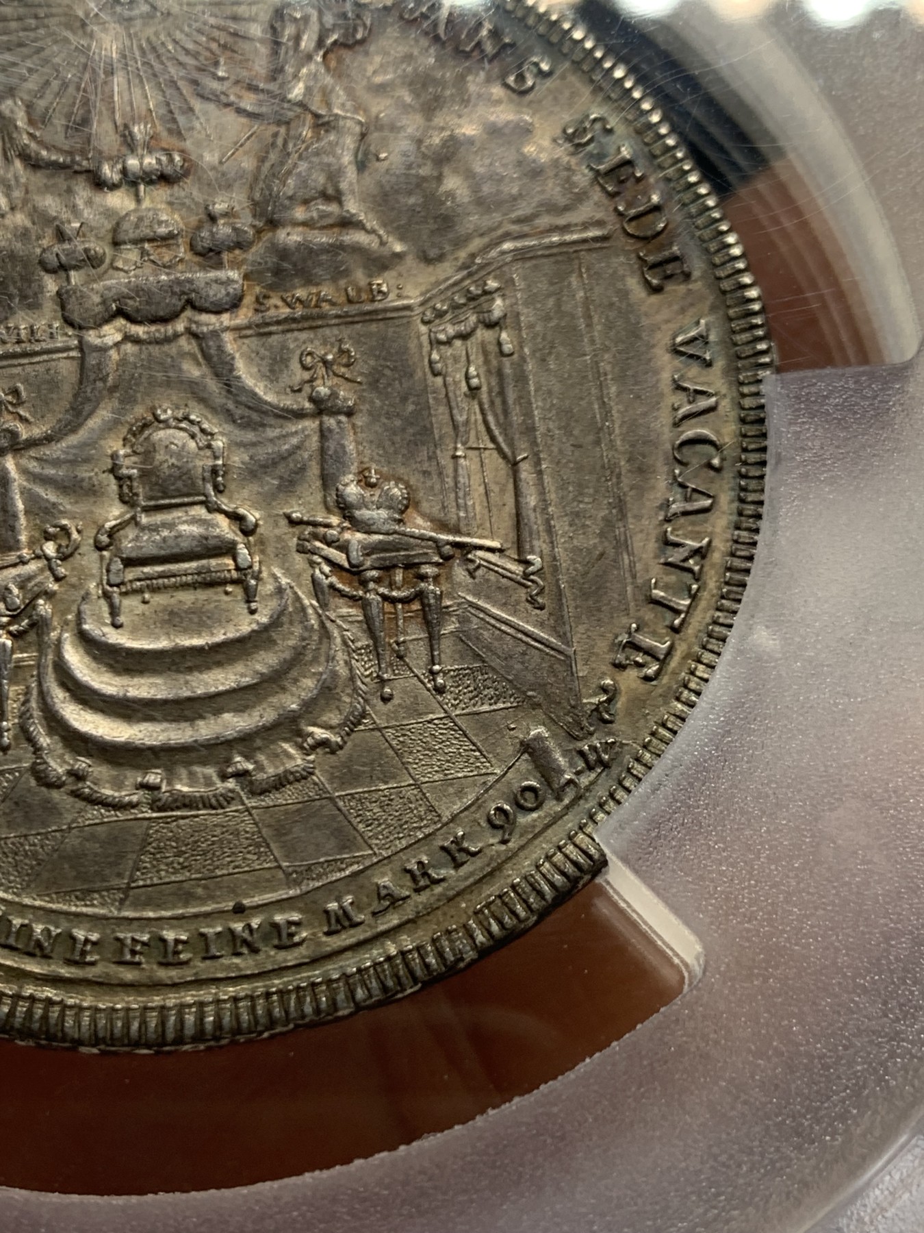 《竞宝斋》第260场-周日，周一，周二 3场连拍 (全场包邮) PCGS MS62 德国 1790 艾希施塔特教宗缺位2泰勒 56克德大银币 宗教色彩浓郁的一枚钱币，全知之眼与世界之树，大规格2T，自然深彩包浆 比白币上分更为难得