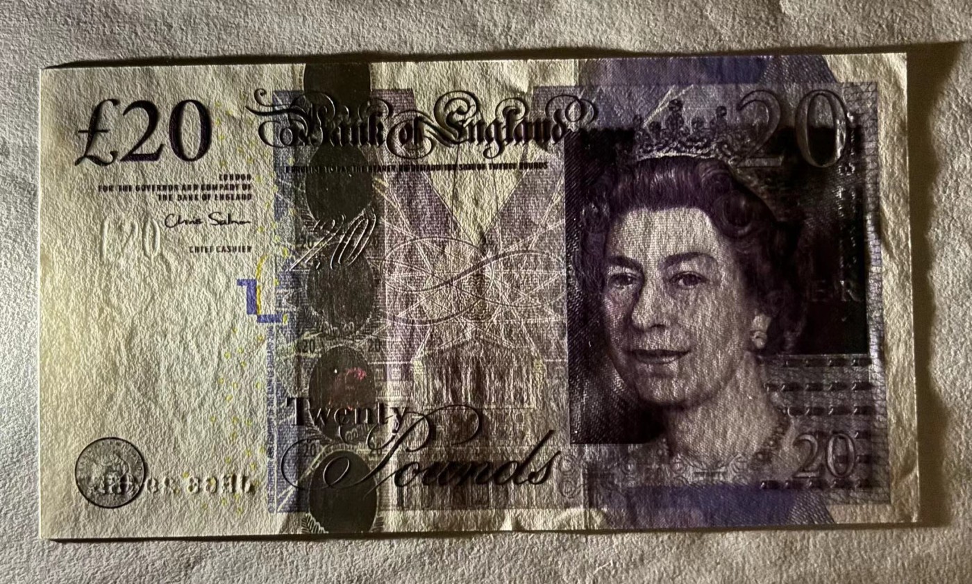 Chase Auction 第28期 - - 外钞、民国钞和人民币混合场！ 英镑 英格兰银行 14张 有连号