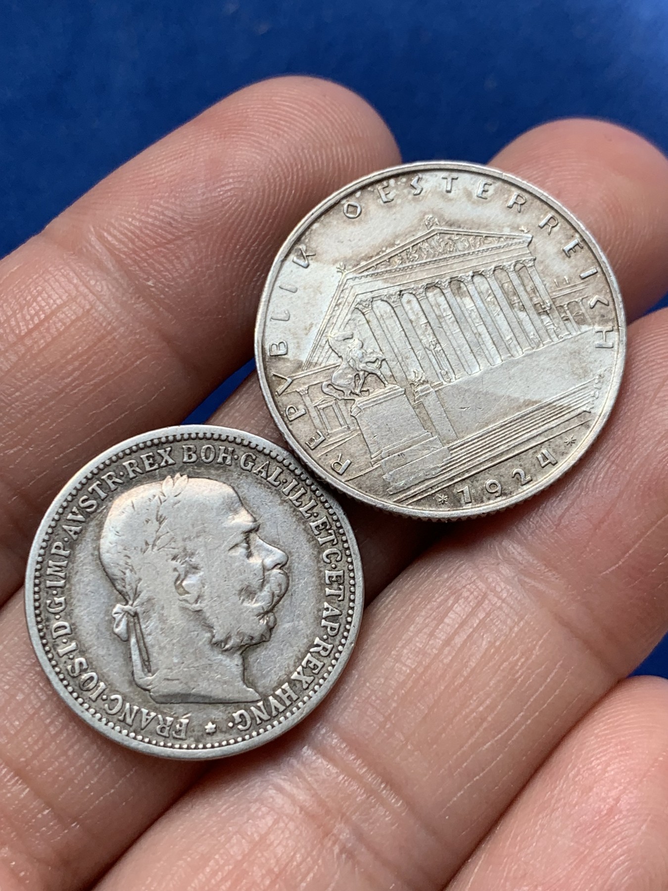 《竞宝斋》第260场-周日，周一，周二 3场连拍 (全场包邮) 两枚一组 奥匈帝国1893年1克朗银币+奥地利老版1924年1先令银币