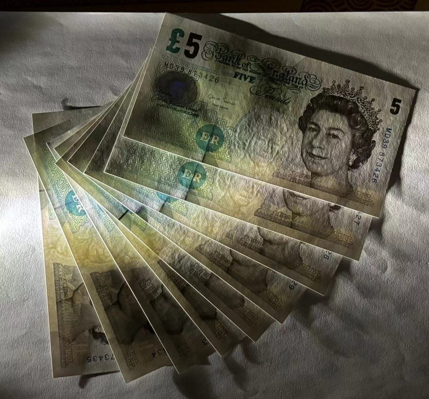 Chase Auction 第28期 - - 外钞、民国钞和人民币混合场！ 英镑 英格兰银行 14张 有连号