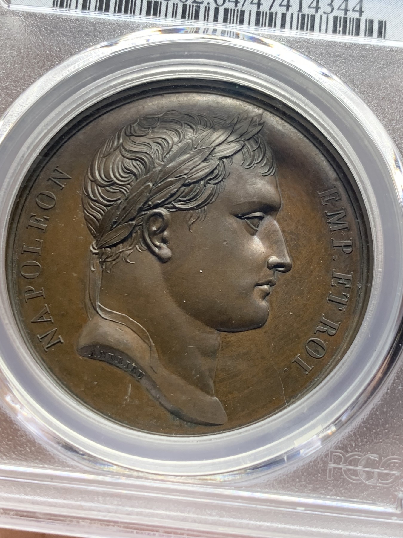 《竞宝斋》第260场-周日，周一，周二 3场连拍 (全场包邮) 唯一冠军分 PCGS SP64 法国1814年拿破仑一世巴黎之战原铸铜章 背面幸运女神站在一艘即将沉没的战船随之慢慢下沉 暗示是役巴黎的陷落 拿破仑帝国的崩溃 充满了哀伤的气息