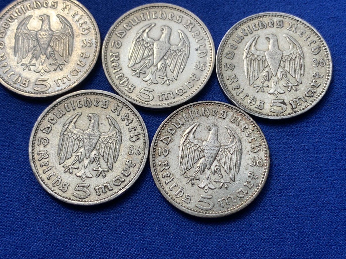 《竞宝斋》第260场-周日，周一，周二 3场连拍 (全场包邮) 5枚一组 德国兴登堡鹰版5马克银币 1935年两枚+1936年三枚