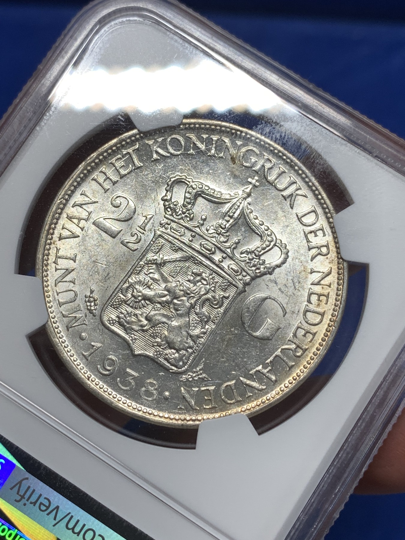 《竞宝斋》第260场-周日，周一，周二 3场连拍 (全场包邮) NGC MS61 荷兰 1938年 威廉明娜女王2.5G银币