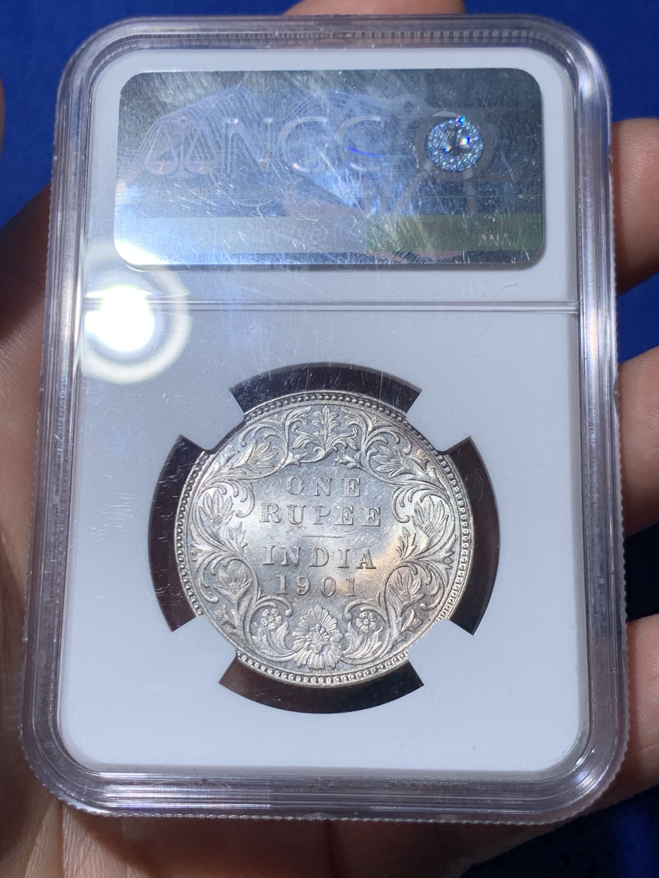 《竞宝斋》第260场-周日，周一，周二 3场连拍 (全场包邮) NGC MS61 英属印度1901B小维卢比银币