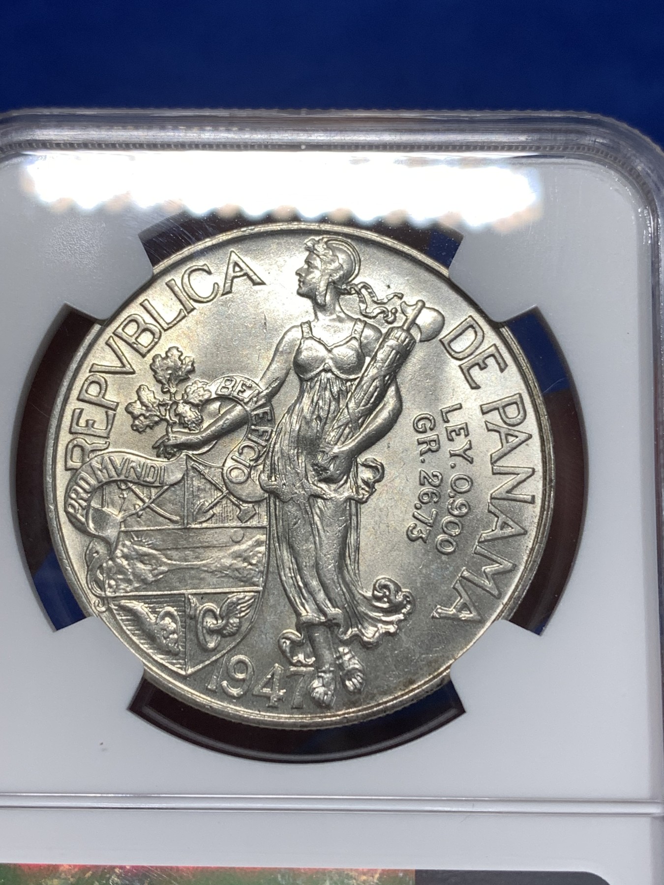 《竞宝斋》第260场-周日，周一，周二 3场连拍 (全场包邮) NGC MS62 1947年巴拿马胜利女神1波巴亚银币