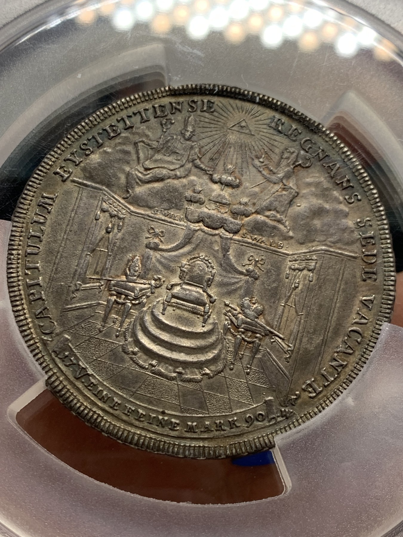 《竞宝斋》第260场-周日，周一，周二 3场连拍 (全场包邮) PCGS MS62 德国 1790 艾希施塔特教宗缺位2泰勒 56克德大银币 宗教色彩浓郁的一枚钱币，全知之眼与世界之树，大规格2T，自然深彩包浆 比白币上分更为难得