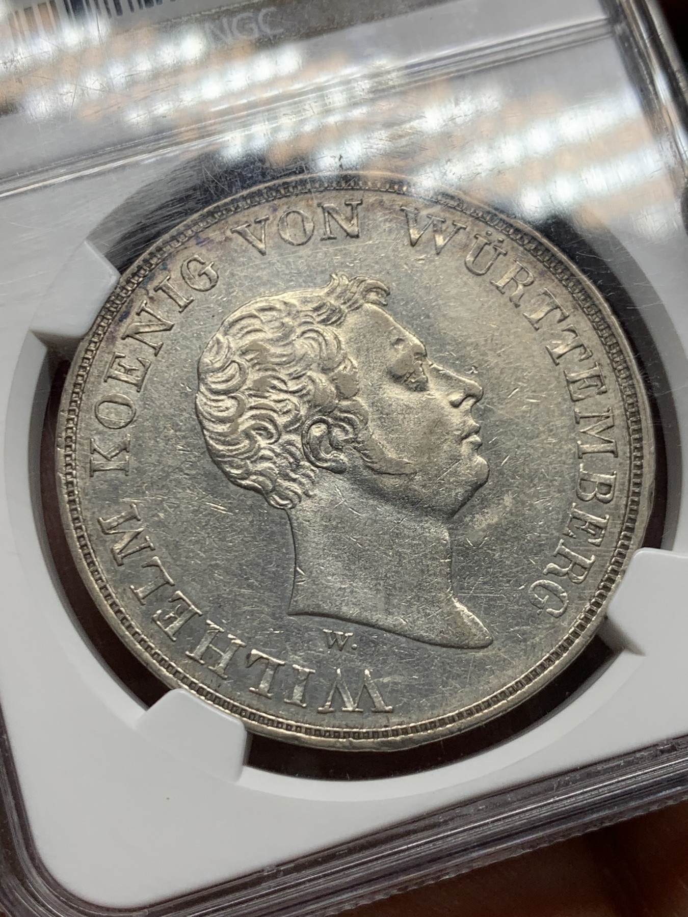 《竞宝斋》第260场-周日，周一，周二 3场连拍 (全场包邮) NGC XF45 德国1833年符腾堡威廉一世头像拿花女神纪念自由贸易协定泰勒银币 斯图加特铸币厂W版