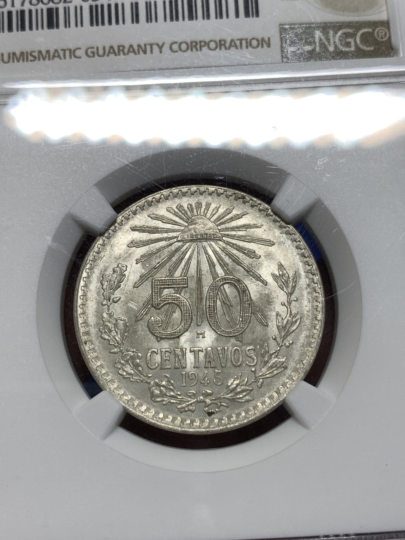 《竞宝斋》第260场-周日，周一，周二 3场连拍 (全场包邮) NGC MS66 1945年墨西哥鹰洋50分银币 币面凝霜十分养眼