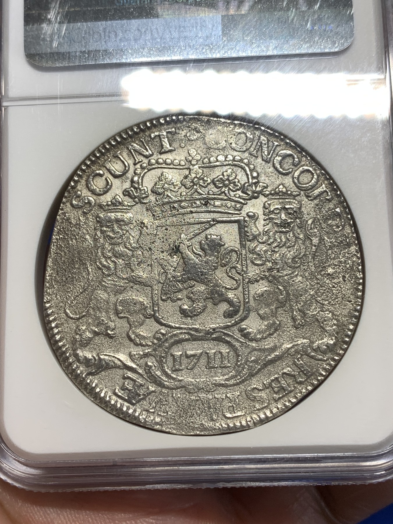 《竞宝斋》第260场-周日，周一，周二 3场连拍 (全场包邮) NGC AUD 荷兰1711年乌得勒支杜卡特骑士大马剑银币 难得的海捞币 尽管受到海水侵蚀 但整体细节仍不错