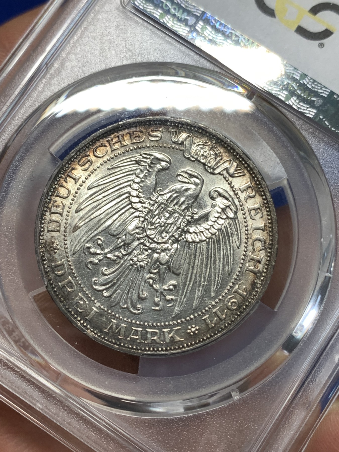 《竞宝斋》第260场-周日，周一，周二 3场连拍 (全场包邮) PCGS AU58 德国 1911年 普鲁士 布雷斯劳大学 3马克 银币 非常漂亮的环彩包浆 有官网高清照