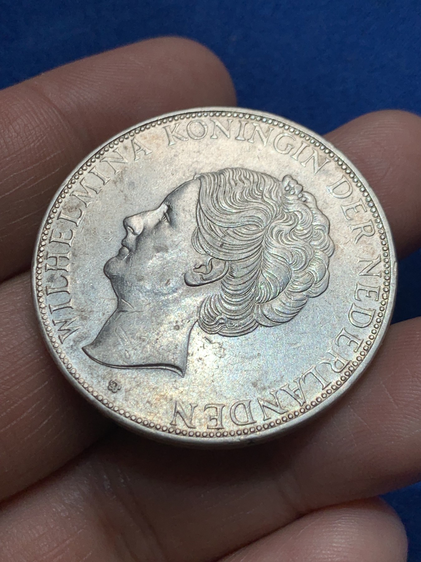 《竞宝斋》第260场-周日，周一，周二 3场连拍 (全场包邮) 荷兰1933年威廉明娜女王2.5盾大银币