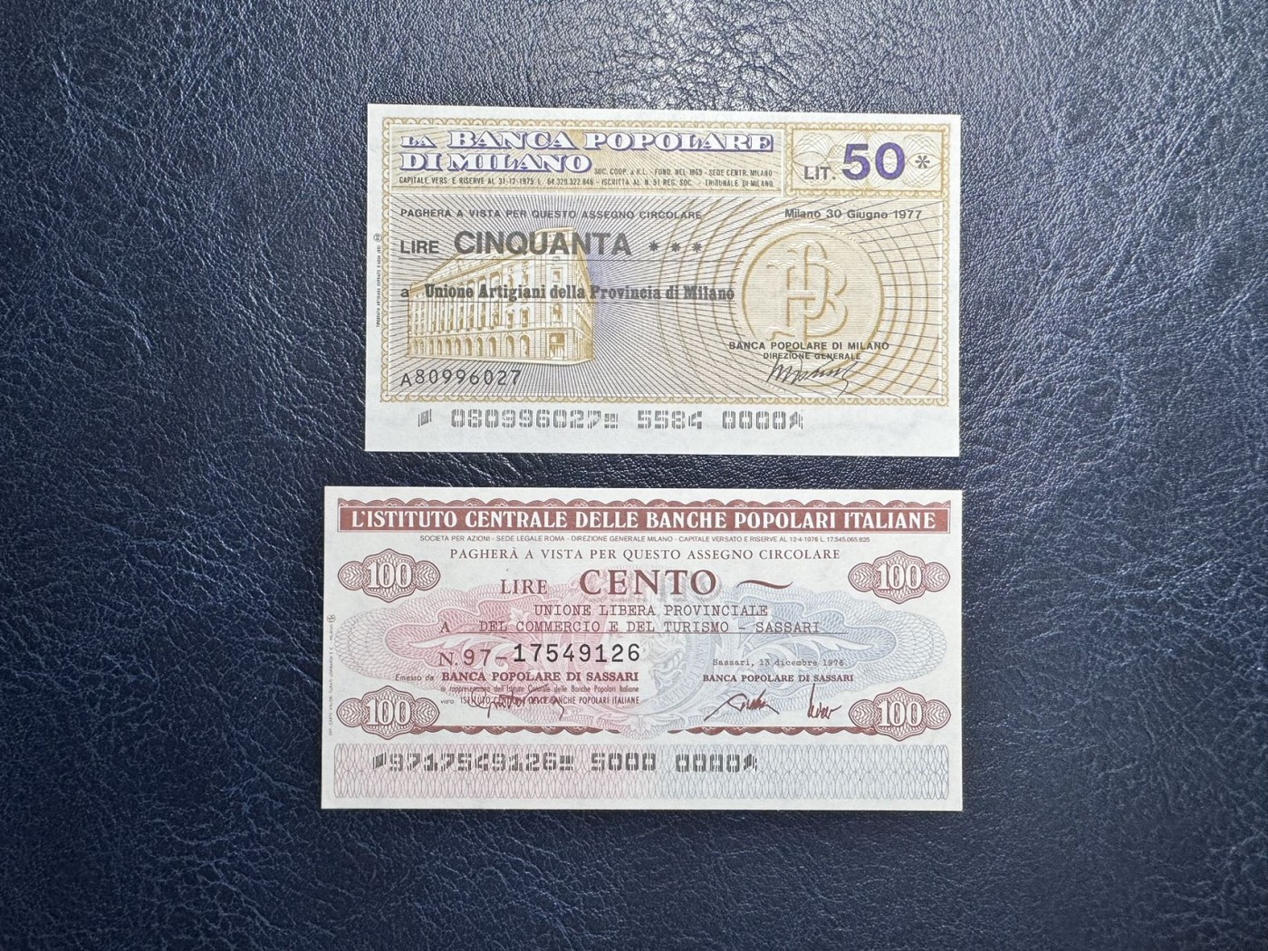 收藏联盟Quantum Auction 第340期拍卖  意大利米兰1977年50里拉和萨萨里1976年100里拉紧急币 品相全新UNC