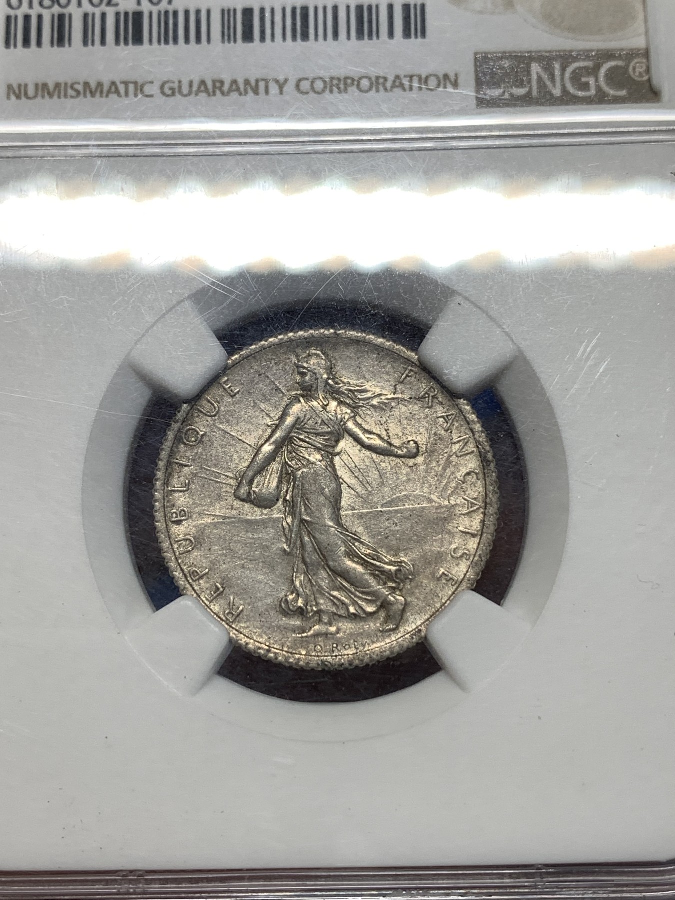 《竞宝斋》第260场-周日，周一，周二 3场连拍 (全场包邮) NGC AUD 法国1917年播种女神1法郎银币 老包浆