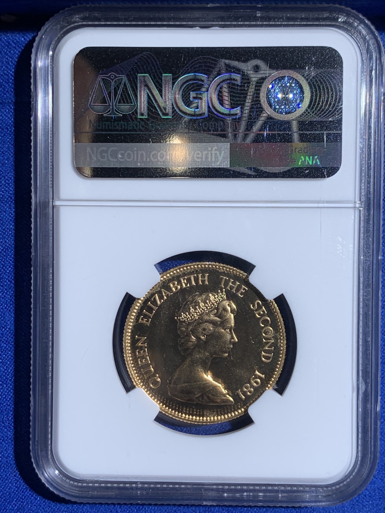 《竞宝斋》第260场-周日，周一，周二 3场连拍 (全场包邮) NGC MS68 香港1981鸡年生肖千元金币 金鸡报晓 光彩夺目 黄金大热 购置黄金产品好时机 917金 15.97g 28.4mm