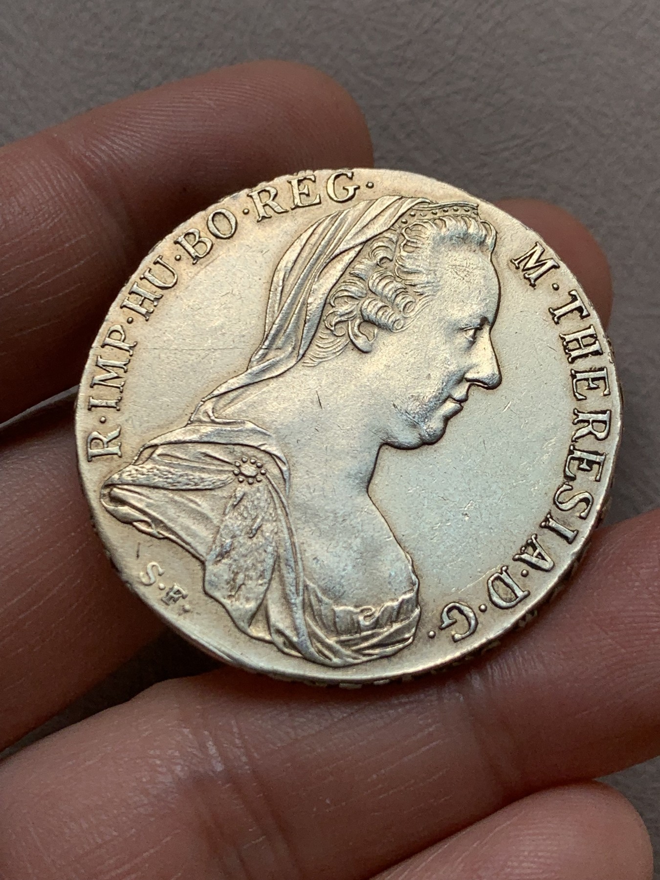 《竞宝斋》第260场-周日，周一，周二 3场连拍 (全场包邮) 双须版 奥地利1780年大奶妈玛利亚特蕾莎1泰勒银币 早期后铸版 双面深彩包浆 较早品种