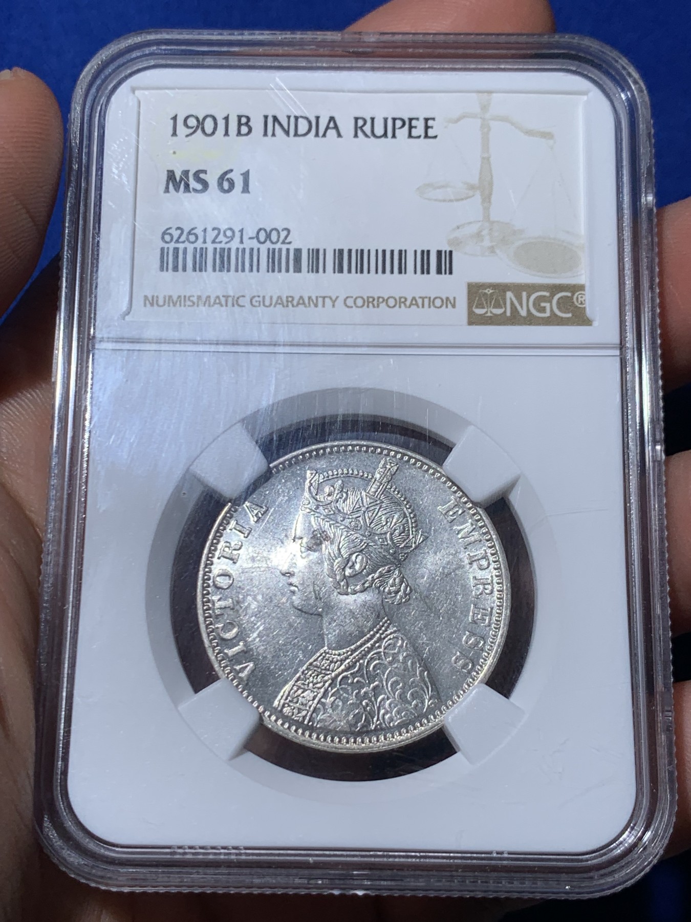 《竞宝斋》第260场-周日，周一，周二 3场连拍 (全场包邮) NGC MS61 英属印度1901B小维卢比银币