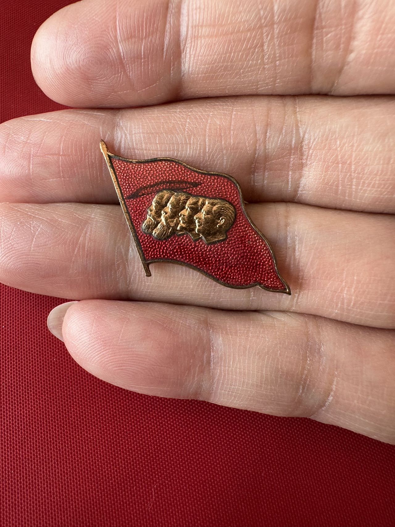 徽章实时专场 十月革命