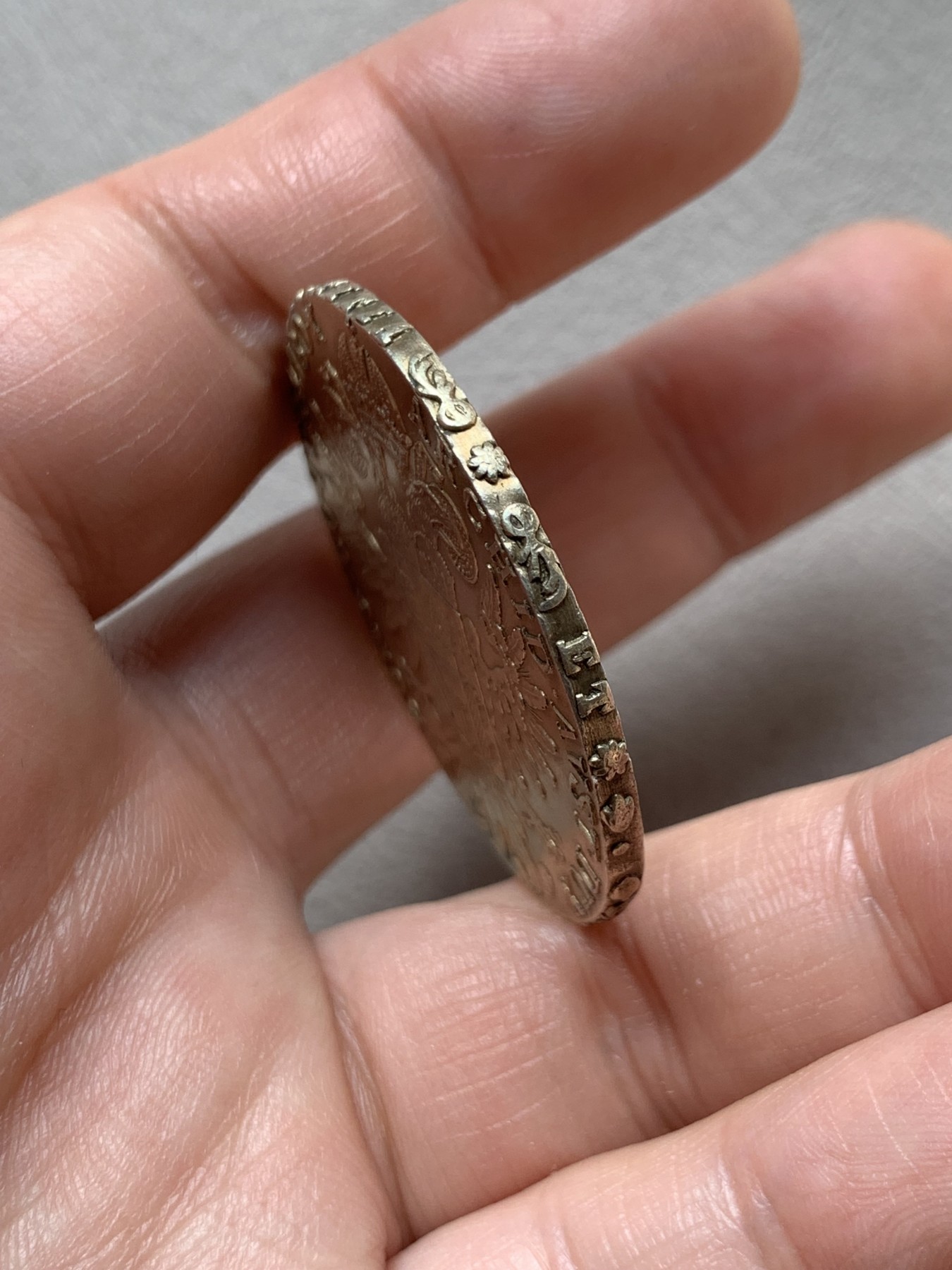 《竞宝斋》第260场-周日，周一，周二 3场连拍 (全场包邮) 双须版 奥地利1780年大奶妈玛利亚特蕾莎1泰勒银币 早期后铸版 双面深彩包浆 较早品种