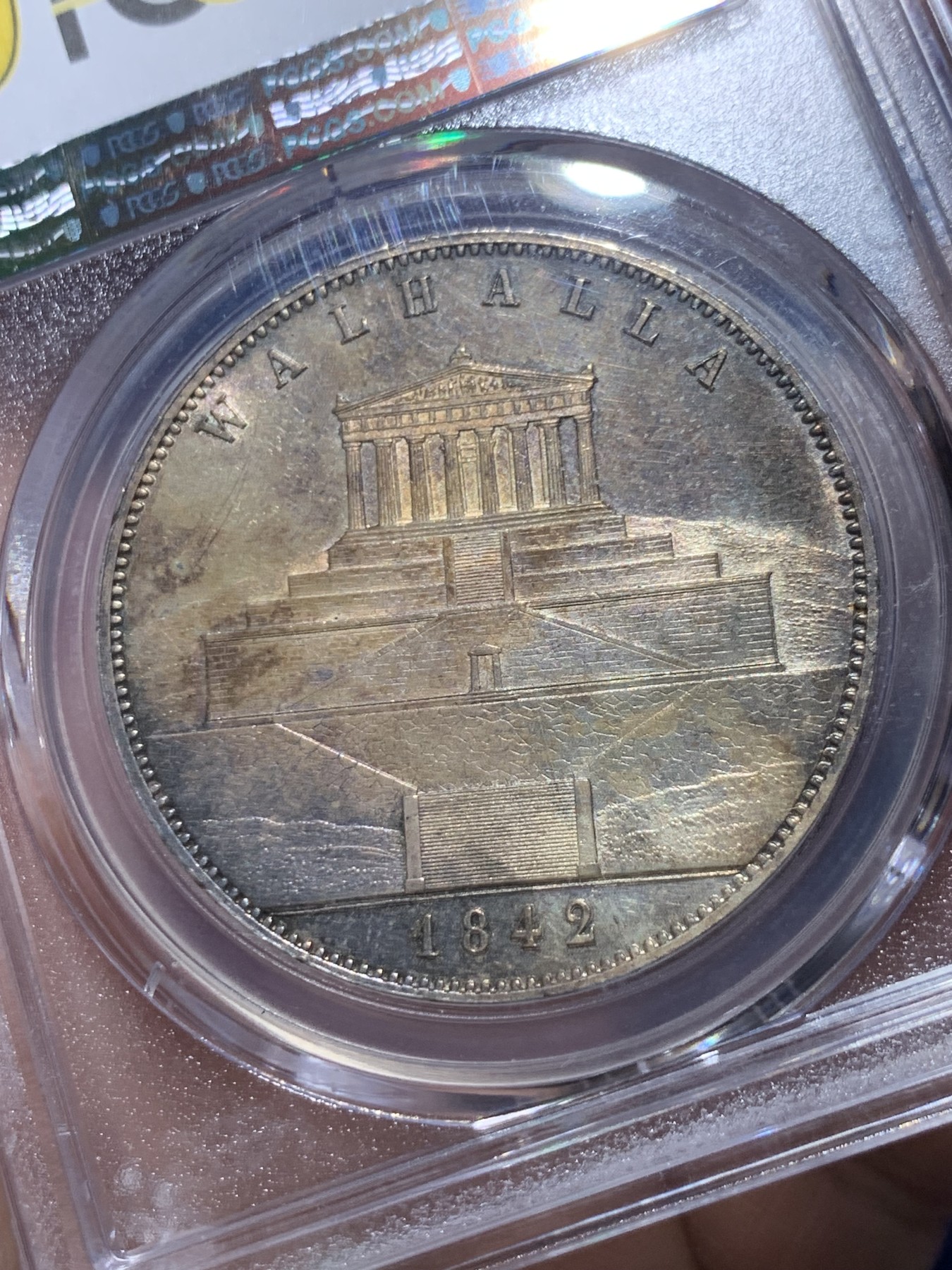 《竞宝斋》第260场-周日，周一，周二 3场连拍 (全场包邮) PCGS MS62 德国 巴伐利亚1842年瓦尔哈拉英灵神殿历史2泰勒37克的大银币 深包浆 好状态 MS不多见