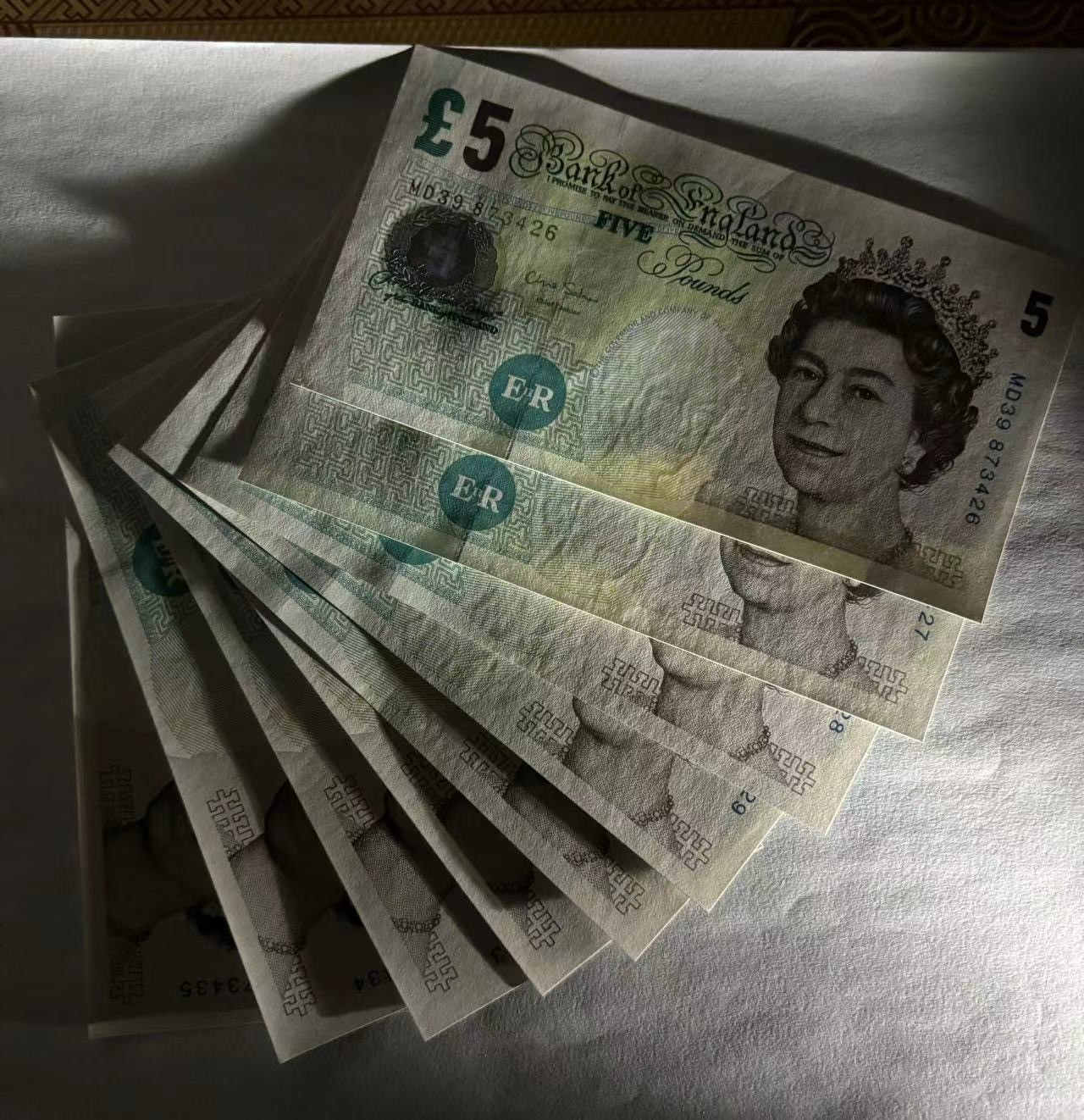 Chase Auction 第28期 - - 外钞、民国钞和人民币混合场！ 英镑 英格兰银行 14张 有连号